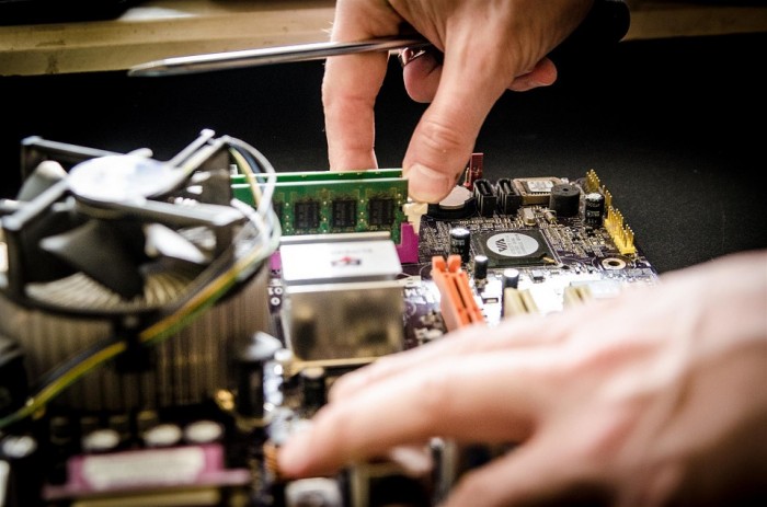 How To Start A Computer Repair Business